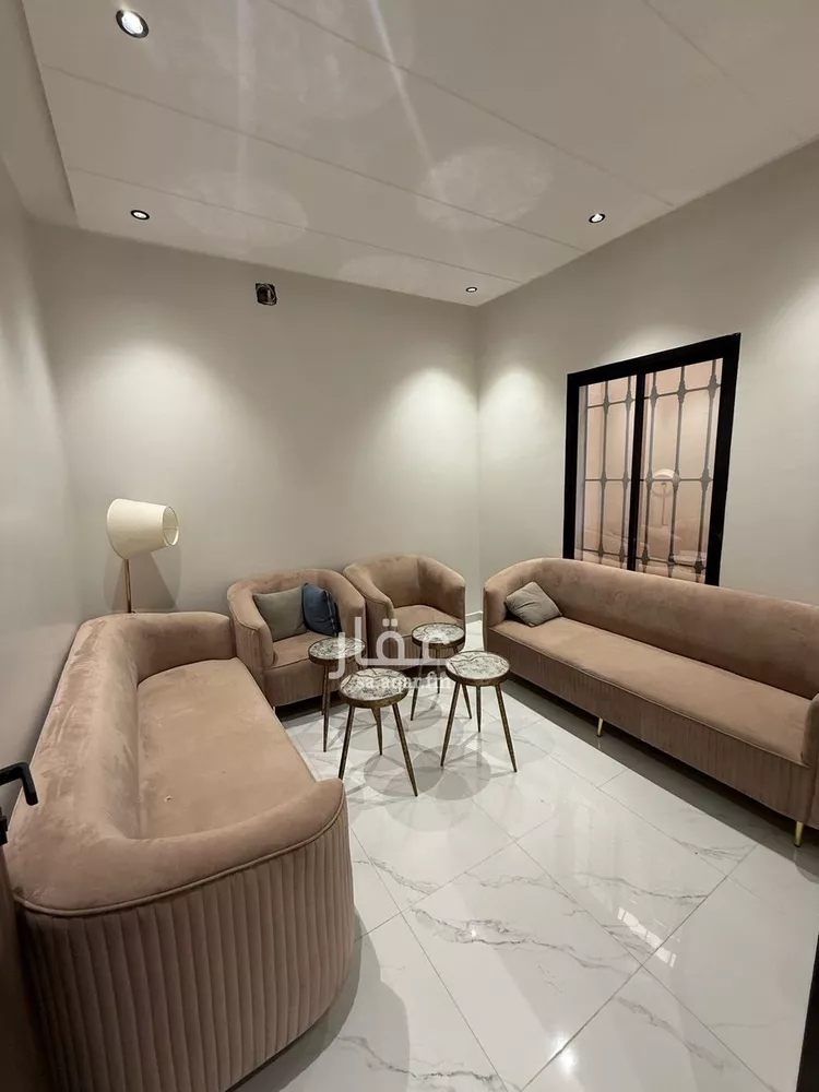 Floor for Rent in Riyadh Tuwaiq 6