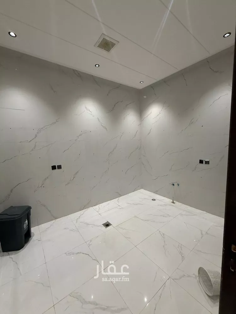 Floor for Rent in Riyadh Tuwaiq 10