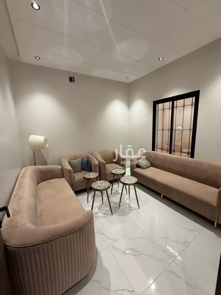 Floor for Rent in Riyadh Tuwaiq 13