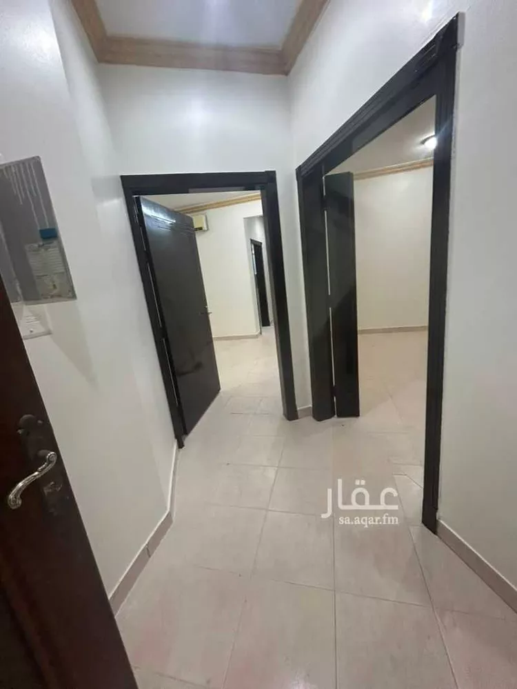 شقة للإيجار في شارع العزيز بن أبي بكر, حي الملز, مدينة الرياض, منطقة الرياض صورة 2
