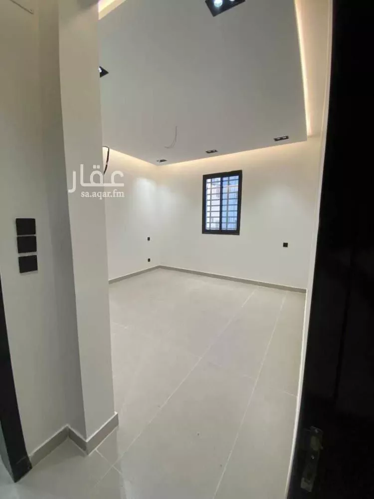 Floor for Sale in Khamis Mushait Ar Rabie 7