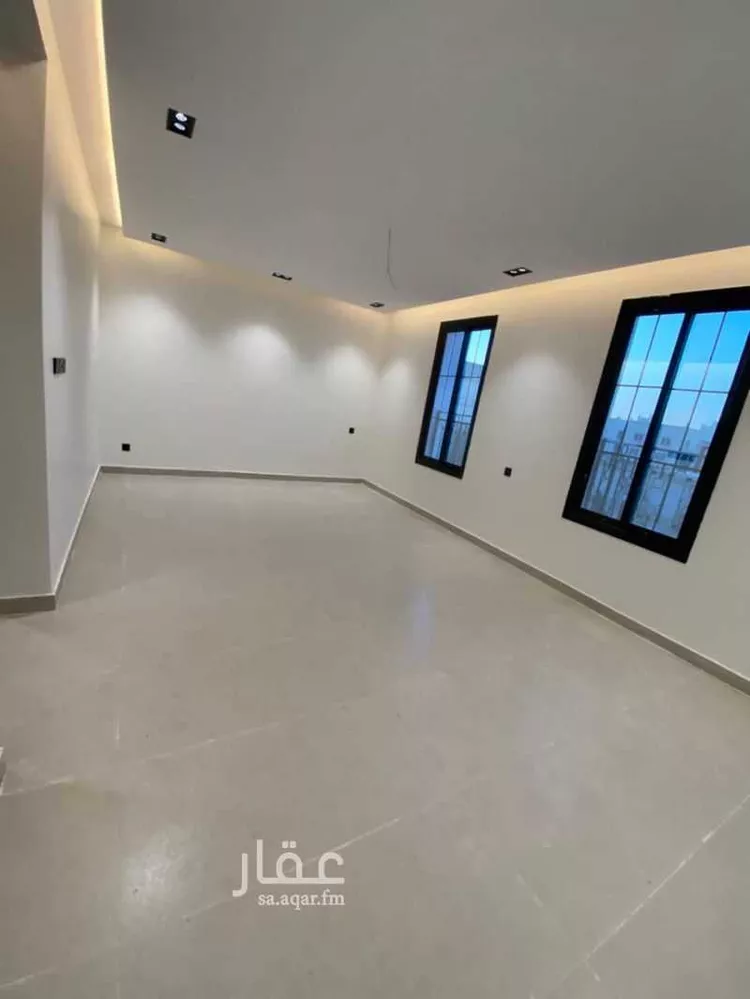 Floor for Sale in Khamis Mushait Ar Rabie 19