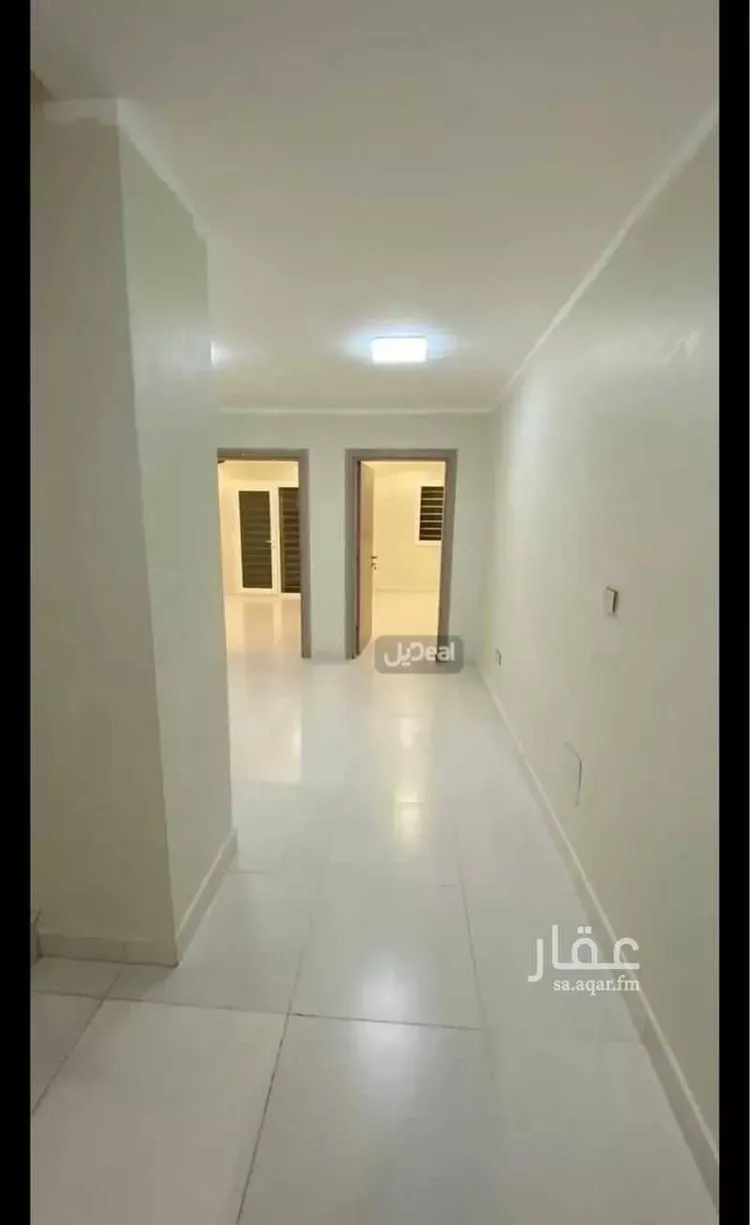 فيلا للبيع في شارع ناصر الدين البيضاوي, حي المنصورة, مدينة خميس مشيط, منطقة عسير صورة 4