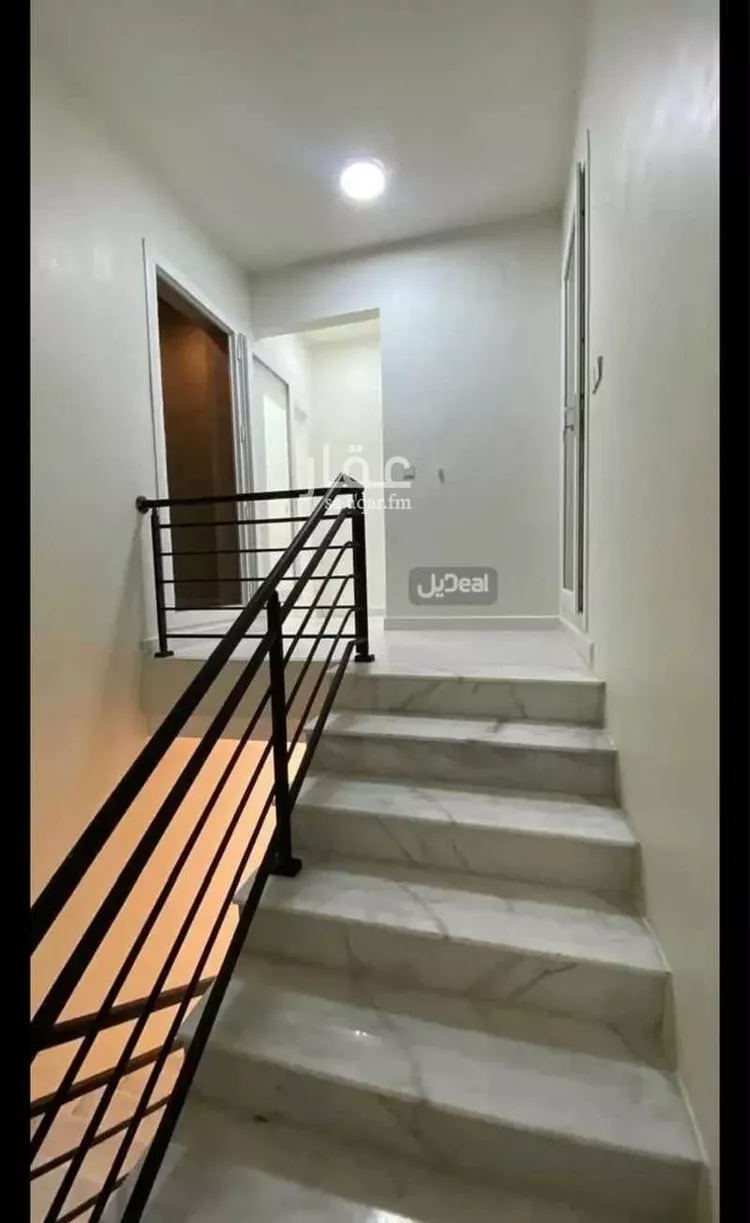 فيلا للبيع في شارع ناصر الدين البيضاوي, حي المنصورة, مدينة خميس مشيط, منطقة عسير صورة 5