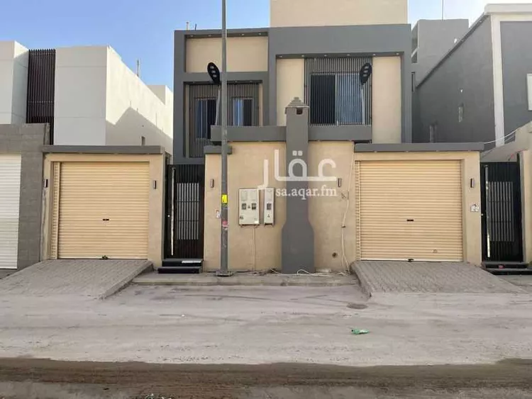 دور للبيع في شارع عاقل بن حبيب, حي عكاظ, مدينة الرياض, منطقة الرياض 1 صورة