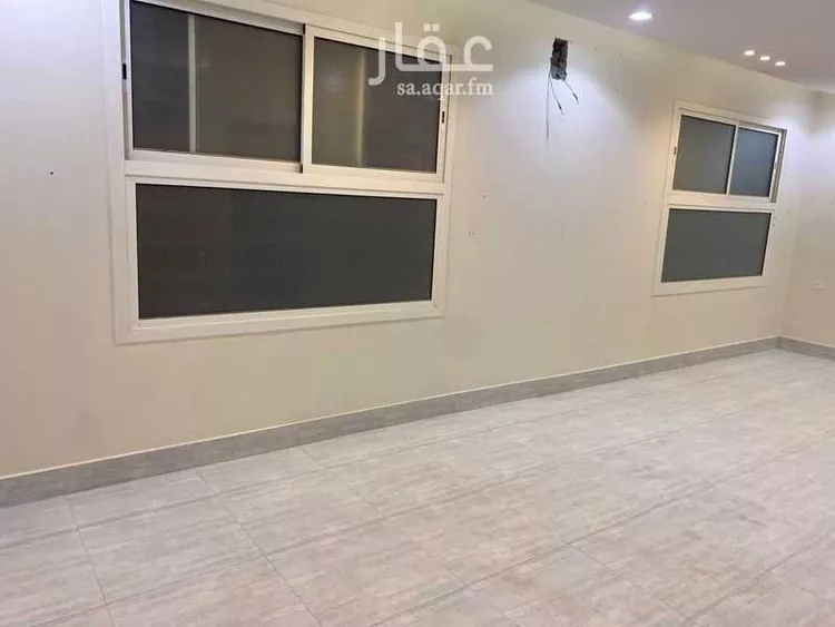 Floor for Sale in Riyadh Okaz 10