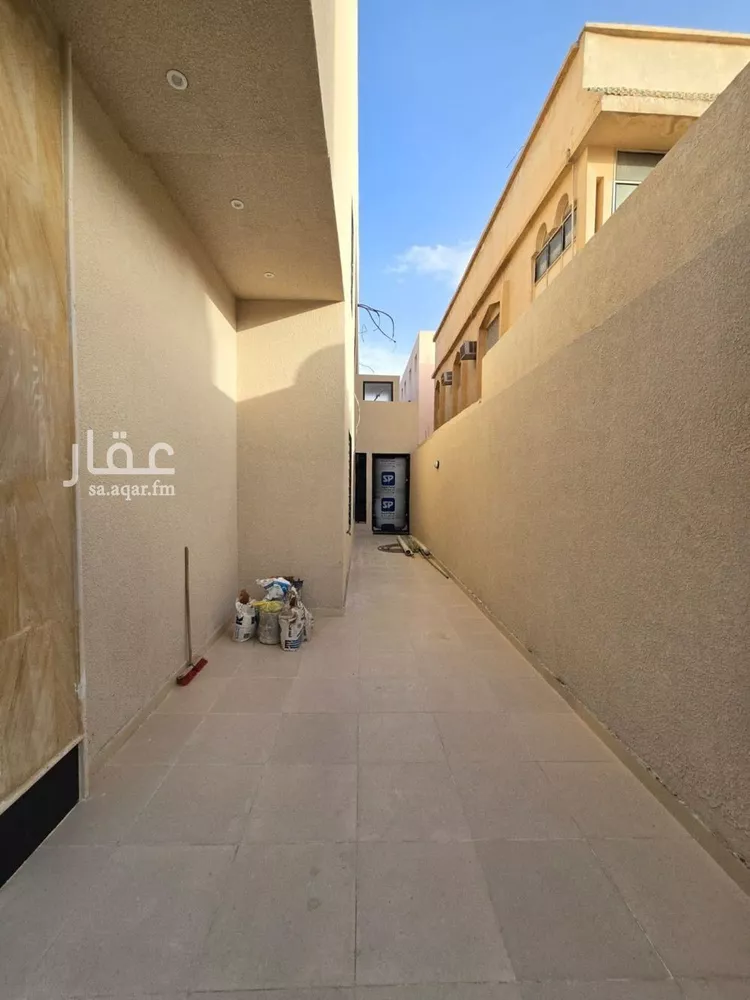 دور للبيع في شارع البلد , حي السويدي, مدينة الرياض, منطقة الرياض صورة 2