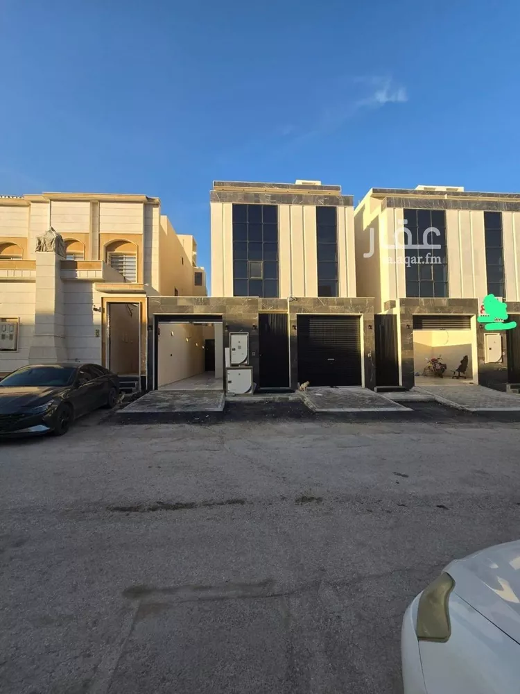 دور للبيع في شارع محمد بن جريج, حي طويق, مدينة الرياض, منطقة الرياض