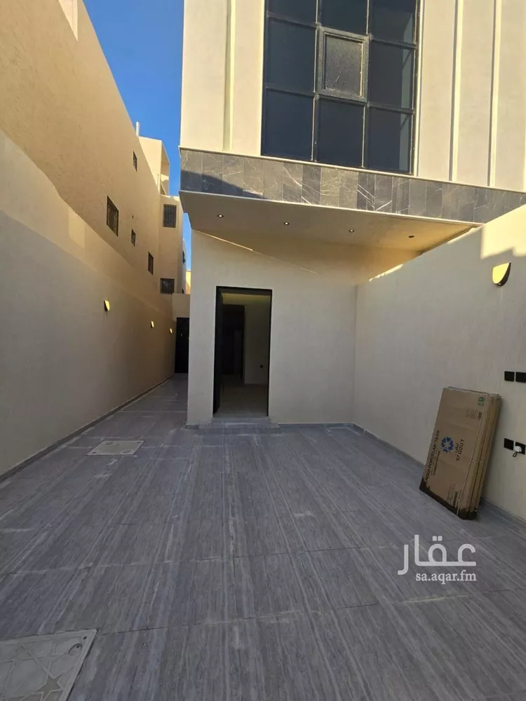 دور للبيع في شارع محمد بن جريج, حي طويق, مدينة الرياض, منطقة الرياض صورة 2