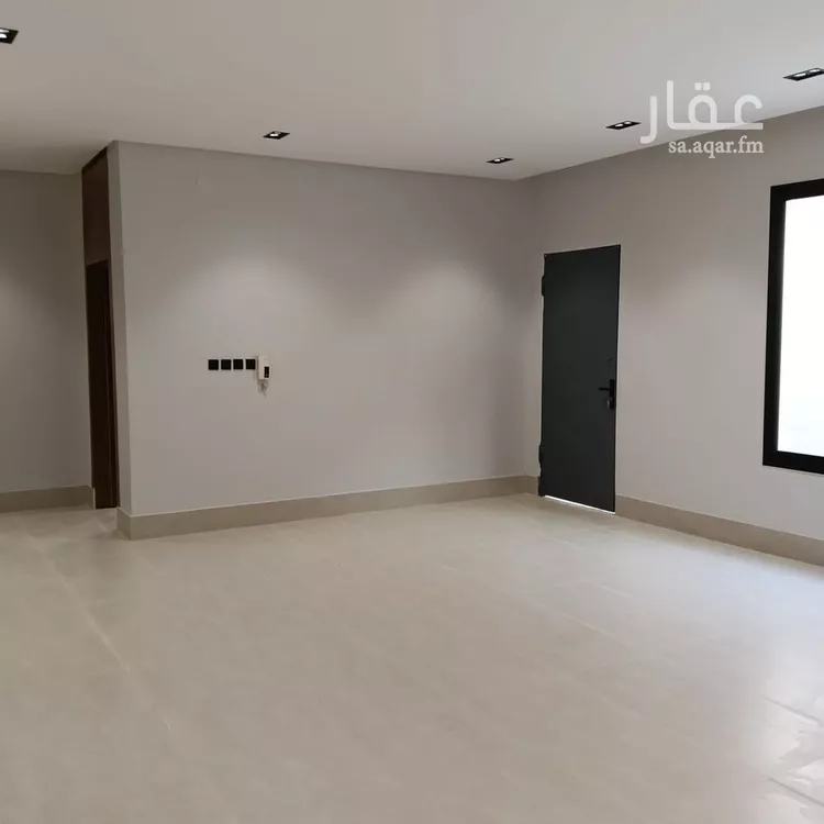Floor for Sale in Riyadh Tuwaiq 14