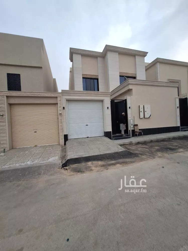 دور للبيع في شارع عبداللطيف المبارك, حي طويق, مدينة الرياض, منطقة الرياض صورة 2