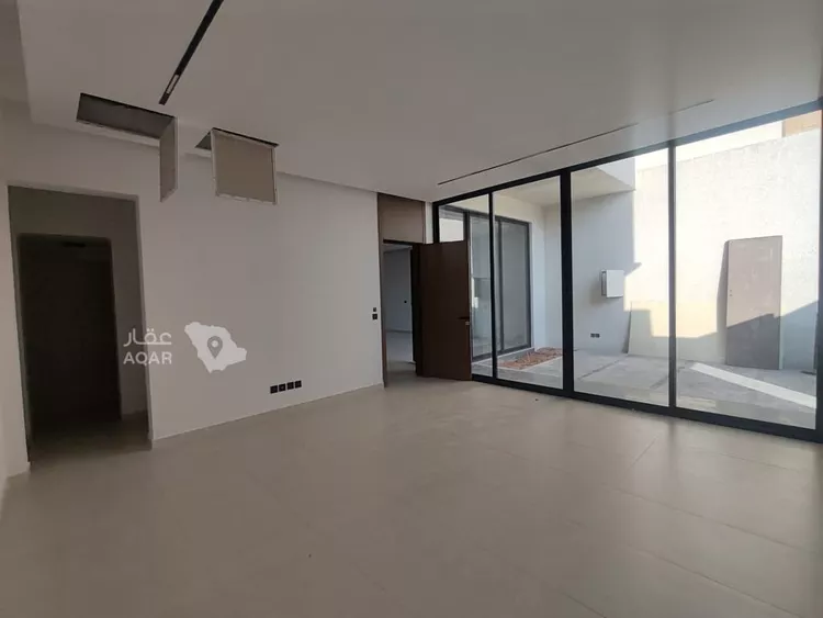 فيلا للبيع في شارع جعفر العبدي, حي الصفاء, مدينة الرياض, منطقة الرياض 7