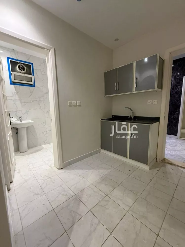 شقة للإيجار في شارع طريق عثمان بن عفان, حي النزهة, مدينة الرياض, منطقة الرياض