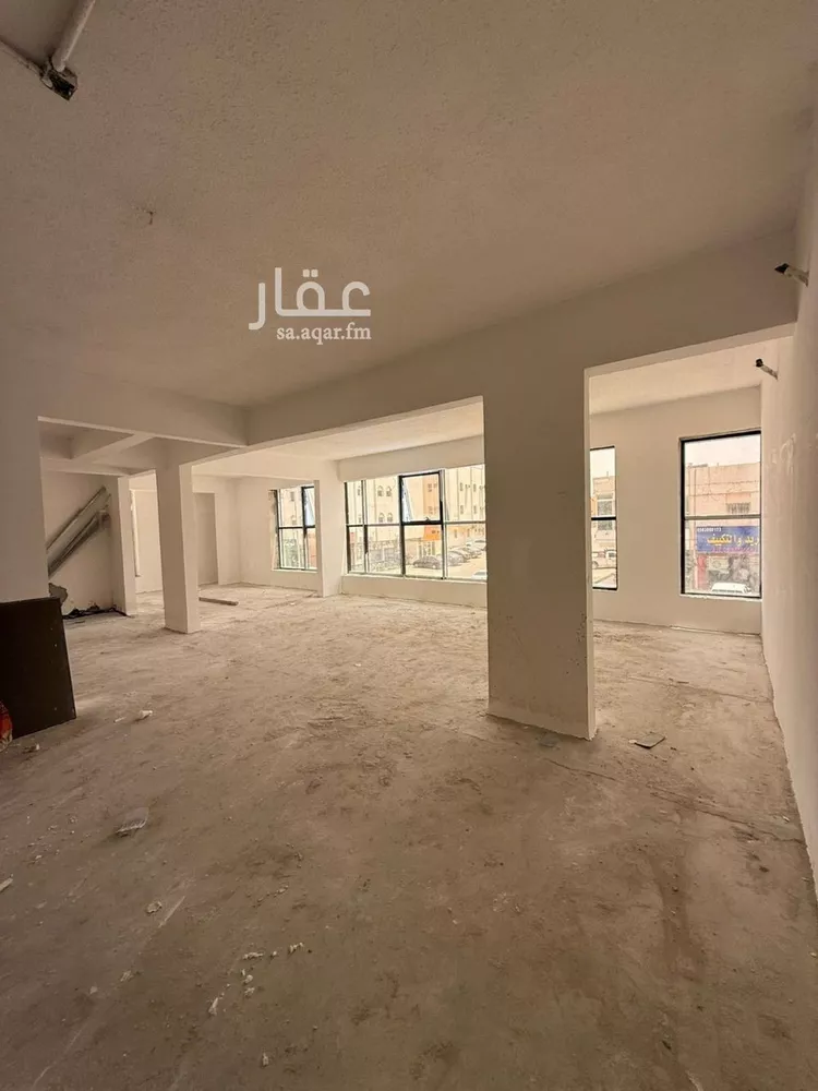 Commercial Office for Rent in Riyadh Al Malaz صورة 4