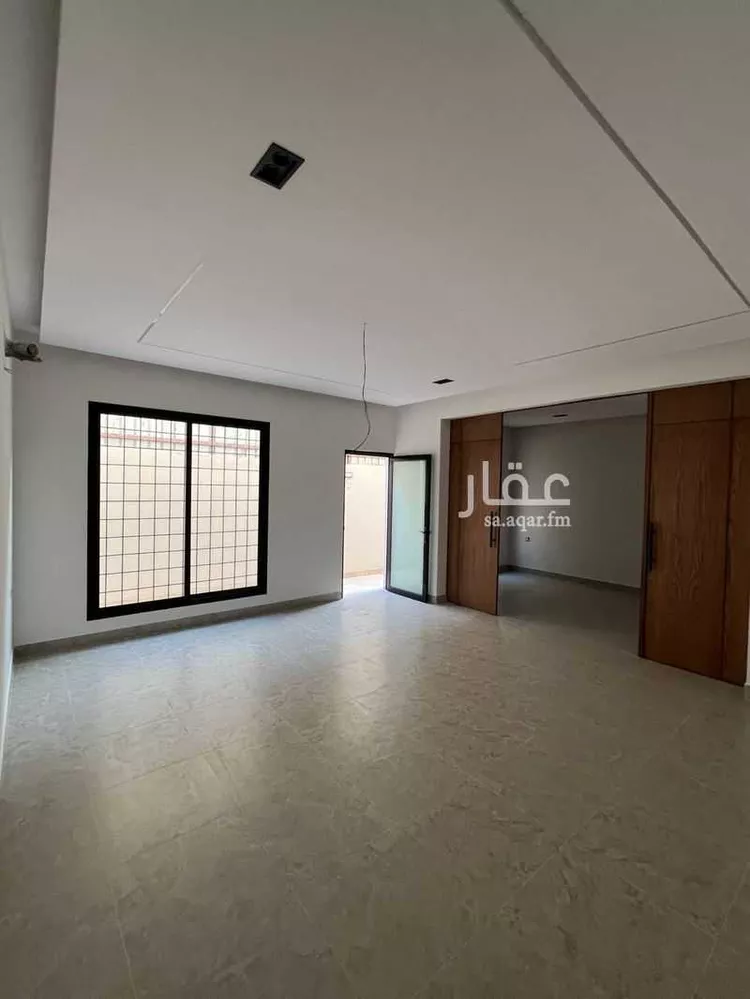 فيلا للبيع في شارع النزهة, حي الشعلة, مدينة الدمام, المنطقة الشرقية