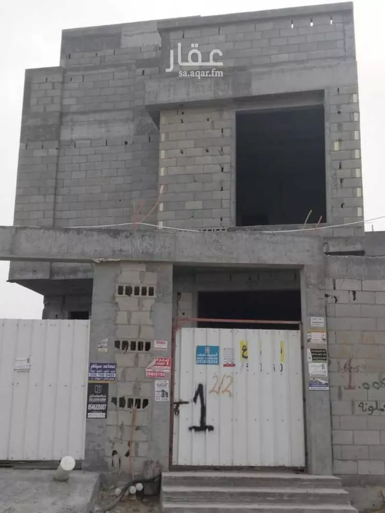 فيلا للبيع في شارع عامر ابن عوف, حي البدور, مدينة القطيف, المنطقة الشرقية صورة 4