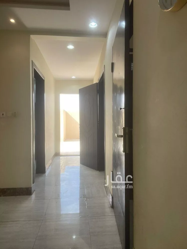 فيلا للبيع في شارع جعفر السقاف, حي طويق, مدينة الرياض, منطقة الرياض صورة 2