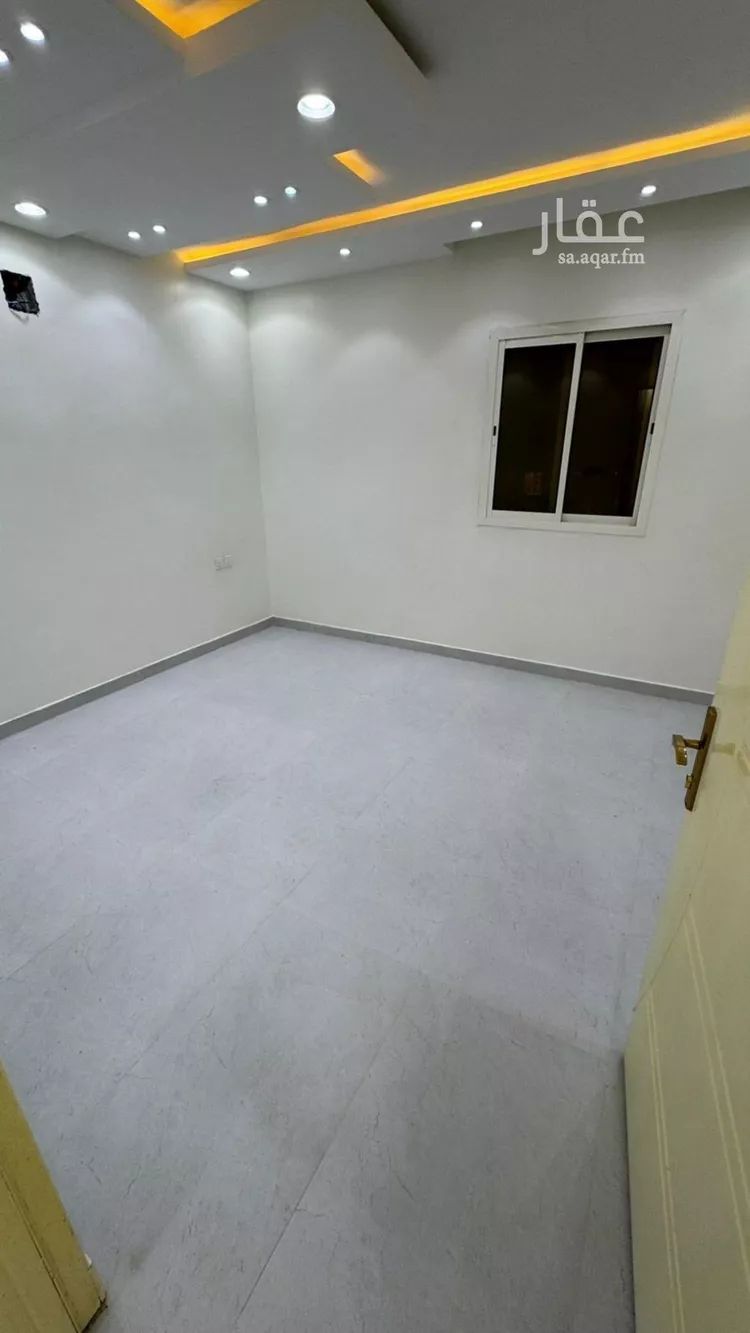 فيلا للإيجار في شارع عبدالله أبابطين, حي المهدية, مدينة الرياض, منطقة الرياض صورة 2