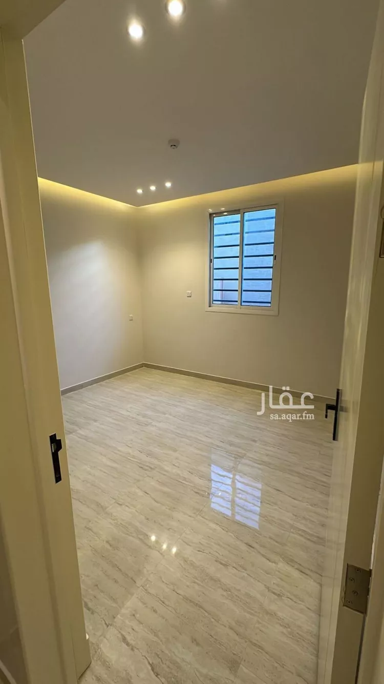 دور للإيجار في شارع جبل دمخ, حي القادسية, مدينة الرياض, منطقة الرياض