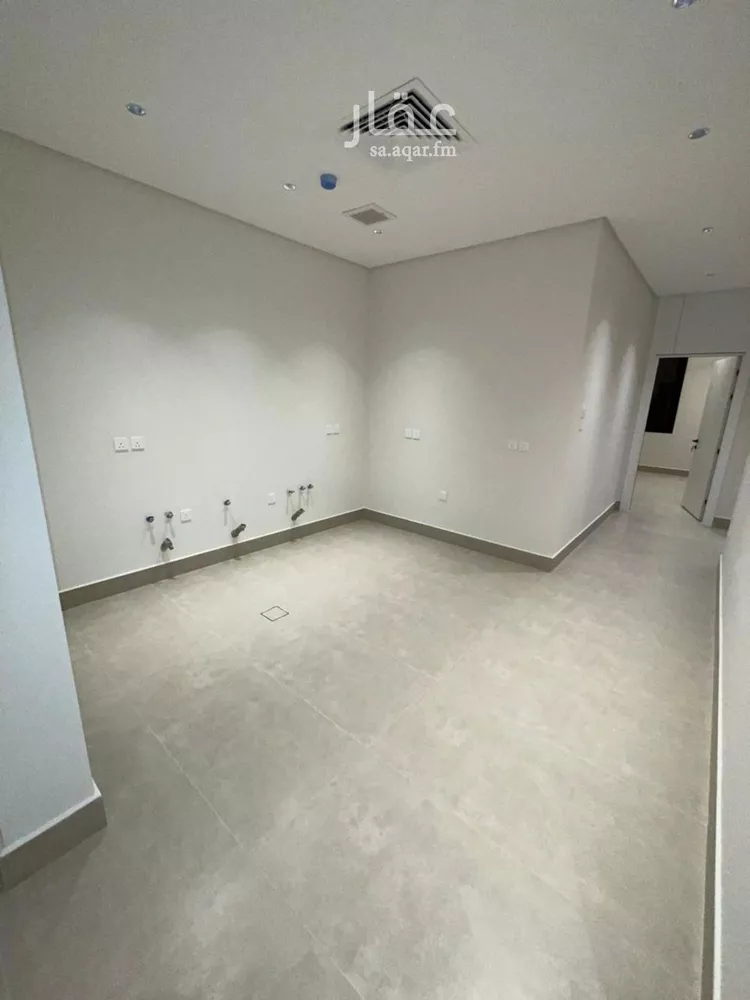 شقة للإيجار في شارع نعمان بن مقرن المزيني, حي العارض, مدينة الرياض, منطقة الرياض صورة 5