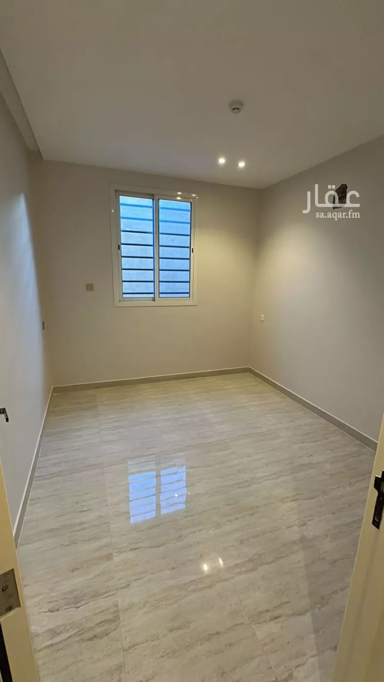 Floor for Rent in Riyadh Al Qadisiyah صورة 3
