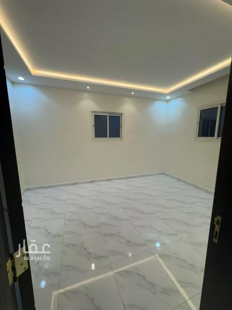 شقة للإيجار في شارع حسين بن صديق دحلان, حي عكاظ, مدينة الرياض, منطقة الرياض صورة 2