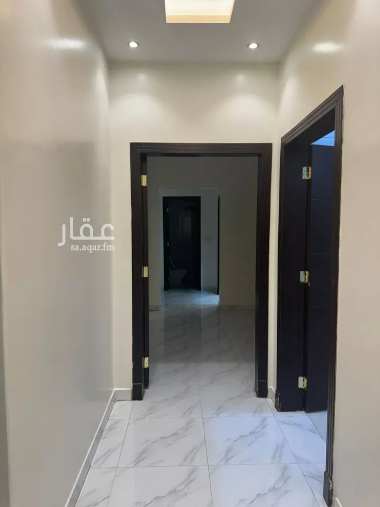 شقة للإيجار في شارع حسين بن صديق دحلان, حي عكاظ, مدينة الرياض, منطقة الرياض صورة 3