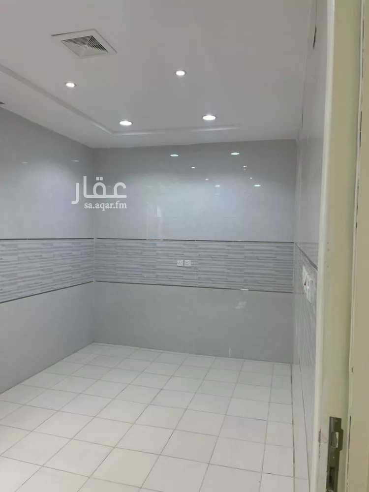 شقة للإيجار في شارع محمد بن القوبع, حي الخليج, مدينة الرياض, منطقة الرياض