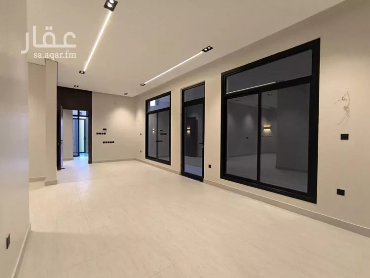 دور للبيع في شارع رقم 322, حي المونسية, مدينة الرياض, منطقة الرياض صورة 5