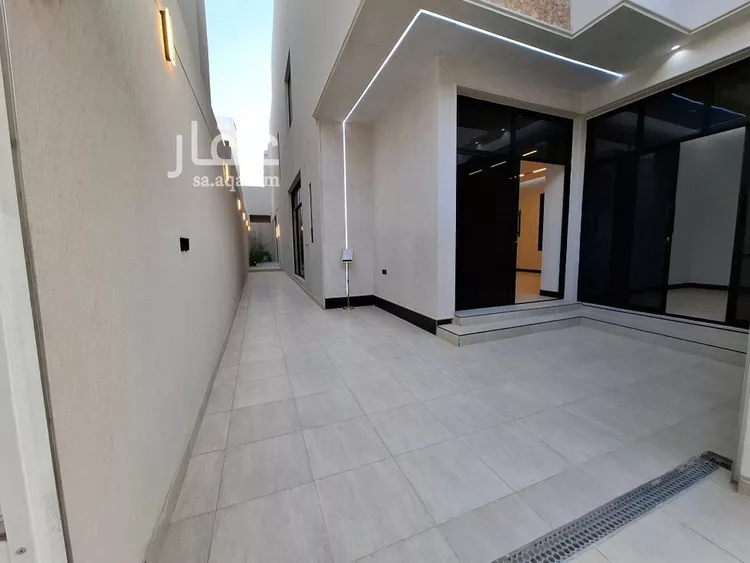 فيلا للبيع في شارع الميدان بن صخر, حي الرمال, مدينة الرياض, منطقة الرياض صورة 3