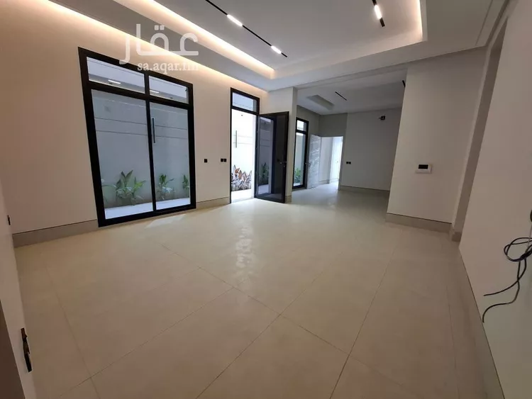 دور للبيع في شارع شعبة بن الحجاج, حي الرمال, مدينة الرياض, منطقة الرياض صورة 5