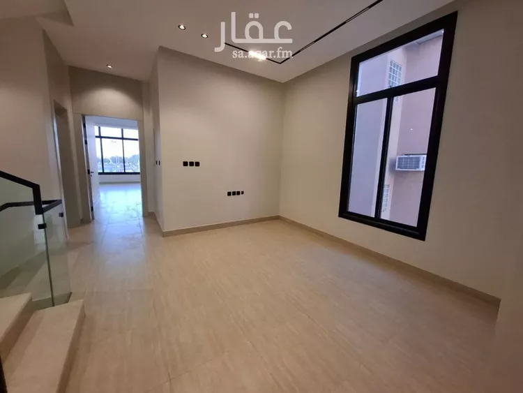 فيلا للبيع في شارع ابن كحيل, حي الملك فيصل, مدينة الرياض, منطقة الرياض صورة 2