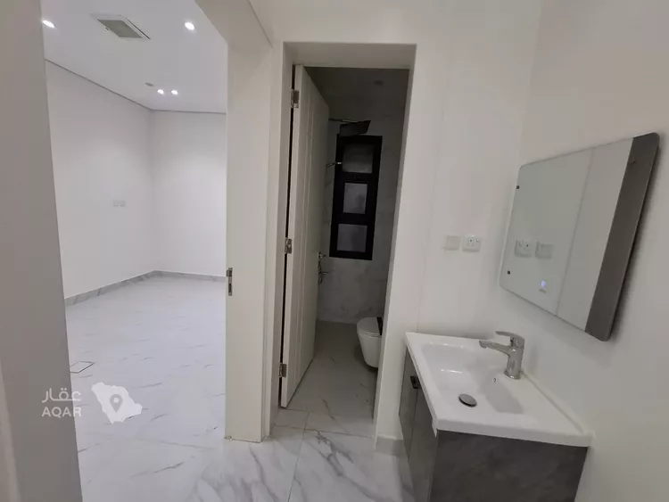 Floor for Sale in Riyadh Al Qadisiyah 15
