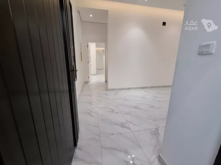 Floor for Sale in Riyadh Al Qadisiyah 18