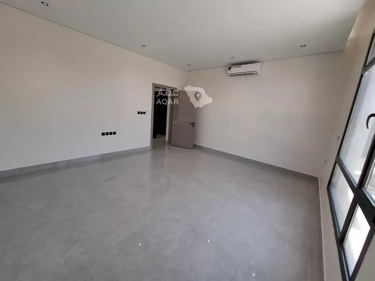 Floor for Sale in Riyadh Al Janadriyah 11