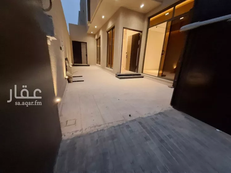 فيلا للبيع في شارع العباس بن حاتم, حي غرناطة, مدينة الرياض, منطقة الرياض صورة 2