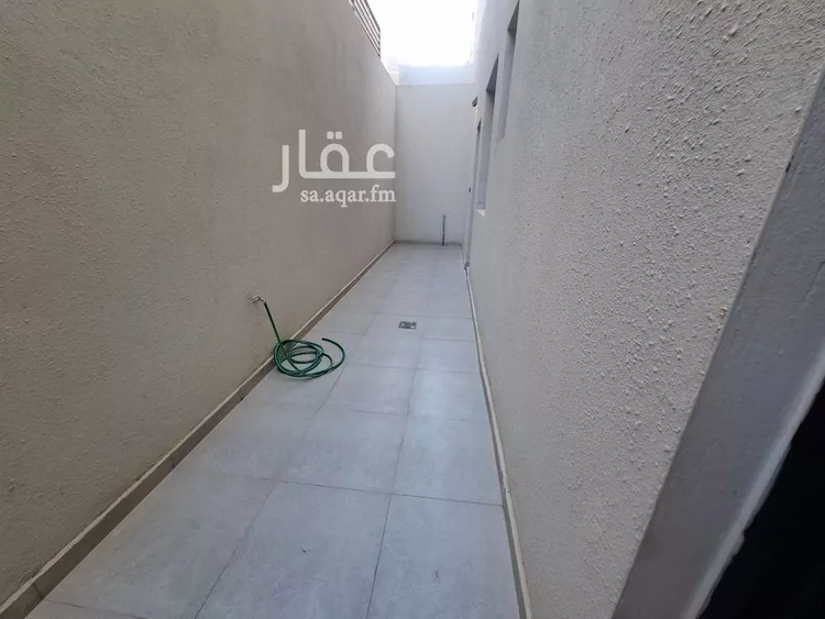 فيلا للبيع في شارع عثمان الشمري, حي الرمال, مدينة الرياض, منطقة الرياض 9
