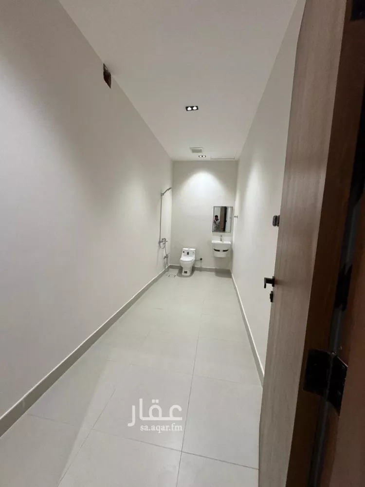دور للبيع في شارع جبل الصفاح, حي الخليج, مدينة الرياض, منطقة الرياض 10
