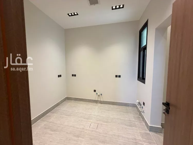 Apartment for Sale in Riyadh Al Yarmouk 8