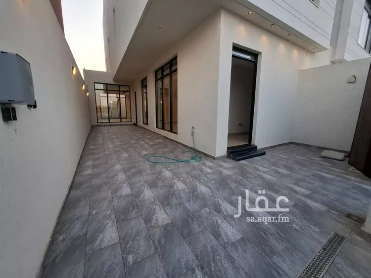 فيلا للبيع في شارع علي بن عبدالكريم, حي إشبيلية, مدينة الرياض, منطقة الرياض 23