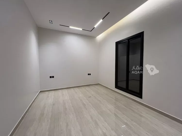 فيلا للبيع في شارع خارجة بن سعيد, حي الرمال, مدينة الرياض, منطقة الرياض 3