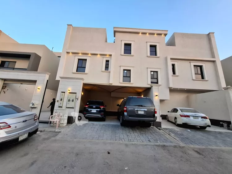 Floor for Sale in Riyadh Al Qadisiyah