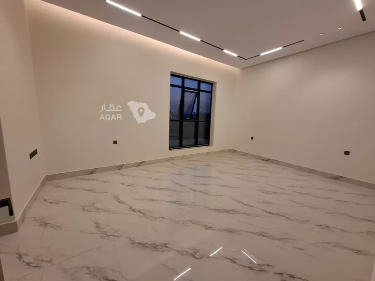 Floor for Sale in Riyadh Al Janadriyah 19