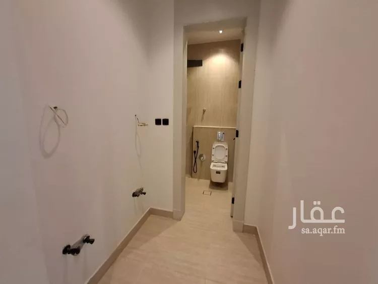 فيلا للبيع في شارع ابن كحيل, حي الملك فيصل, مدينة الرياض, منطقة الرياض 7