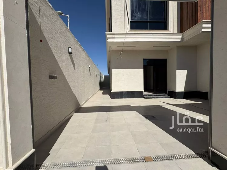 فيلا للبيع في شارع جارالله بن ظهيرة, حي الرمال, مدينة الرياض, منطقة الرياض صورة 2