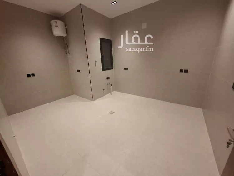 دور للبيع في شارع إبراهيم الفهري, حي الرمال, مدينة الرياض, منطقة الرياض صورة 2