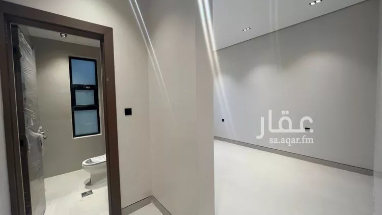 فيلا للبيع في شارع مطلق بن صالح بن مطلق, حي المعيزيلة, مدينة الرياض, منطقة الرياض 10