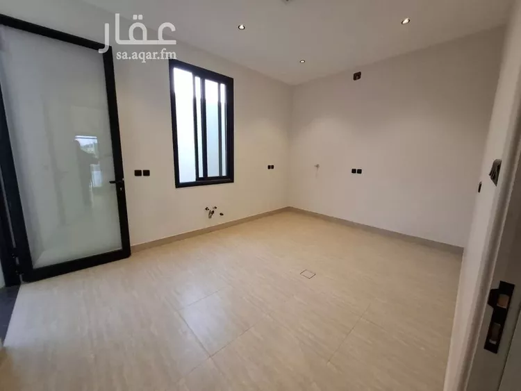 فيلا للبيع في شارع ابن كحيل, حي الملك فيصل, مدينة الرياض, منطقة الرياض 14