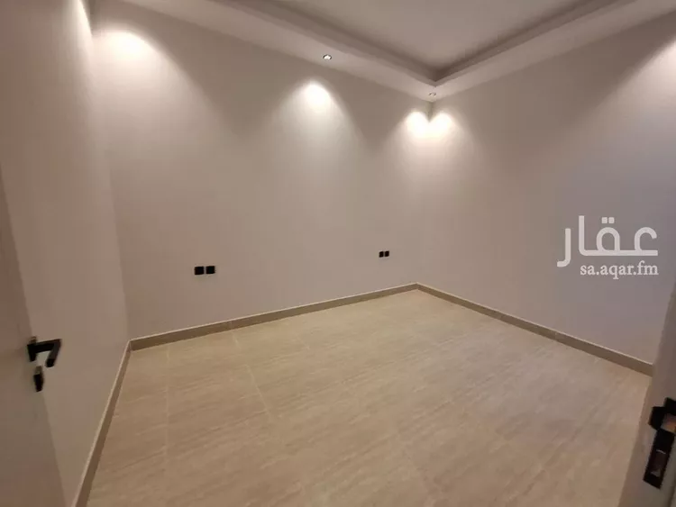 فيلا للبيع في شارع علي بن عبدالكريم, حي إشبيلية, مدينة الرياض, منطقة الرياض 27
