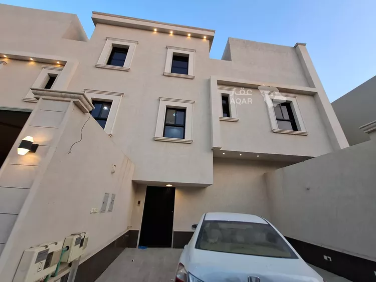 Floor for Sale in Riyadh Al Qadisiyah 2